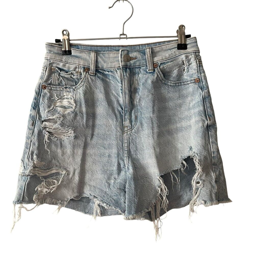 American Eagle 0 Baggy Mom Shorts Light Blue Denim High Rise Raw Hem